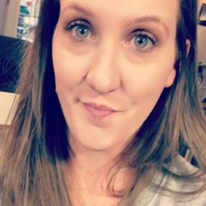 Meet your Posher, Meagan